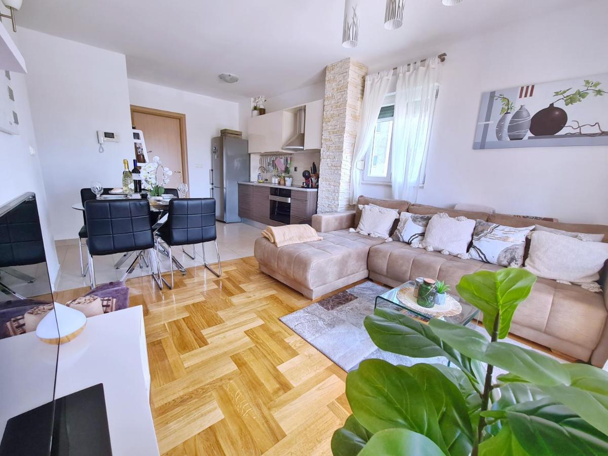 Luxury Apartment Salona Екстер'єр фото