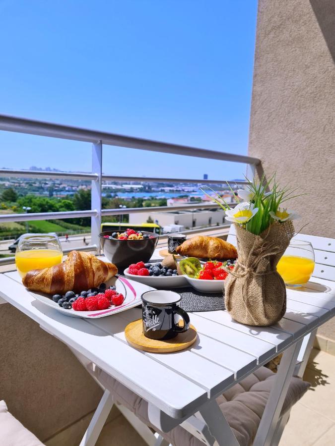 Luxury Apartment Salona Екстер'єр фото