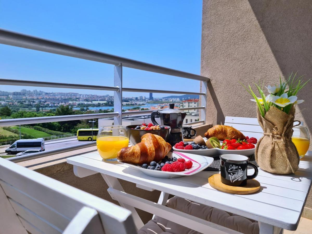 Luxury Apartment Salona Екстер'єр фото