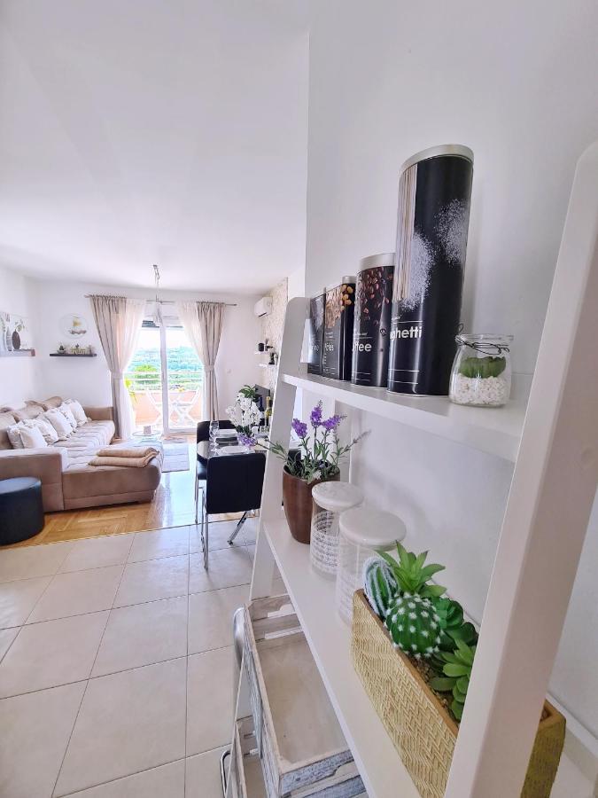 Luxury Apartment Salona Екстер'єр фото